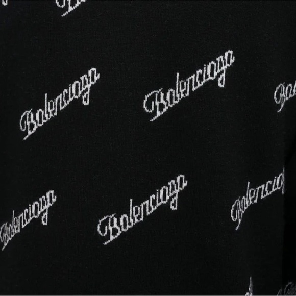 100% authentic all over script Balenciaga sweater BNWT - Picture 6 of 11